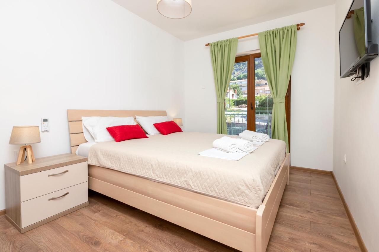 Seafoam Apartment Kotor Eksteriør bilde
