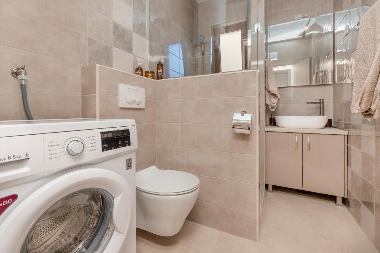 Seafoam Apartment Kotor Eksteriør bilde