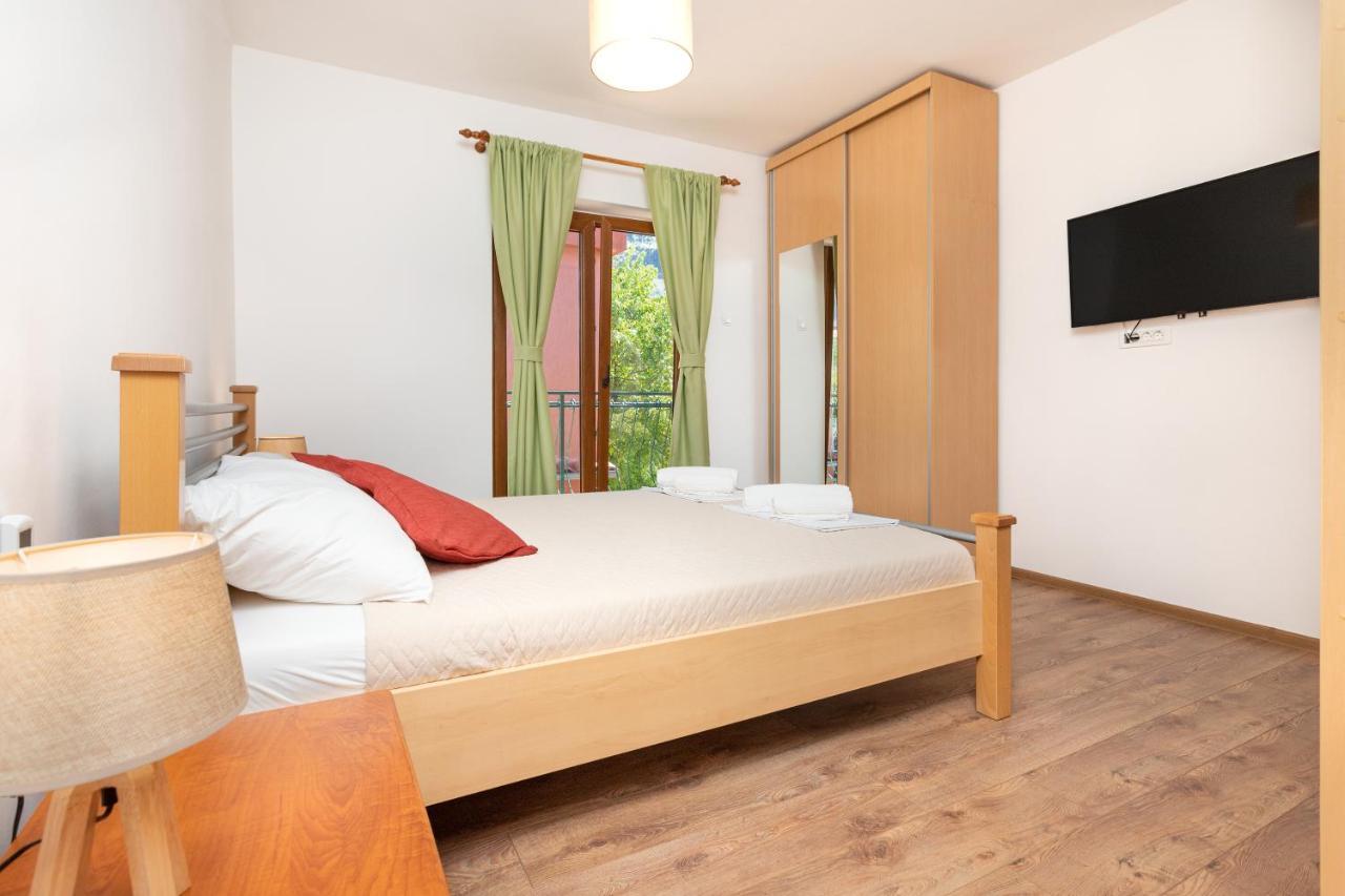 Seafoam Apartment Kotor Eksteriør bilde