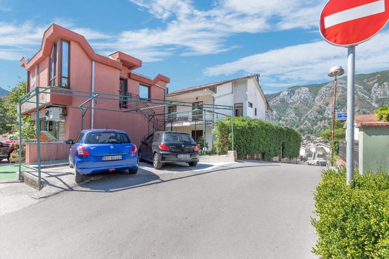 Seafoam Apartment Kotor Eksteriør bilde